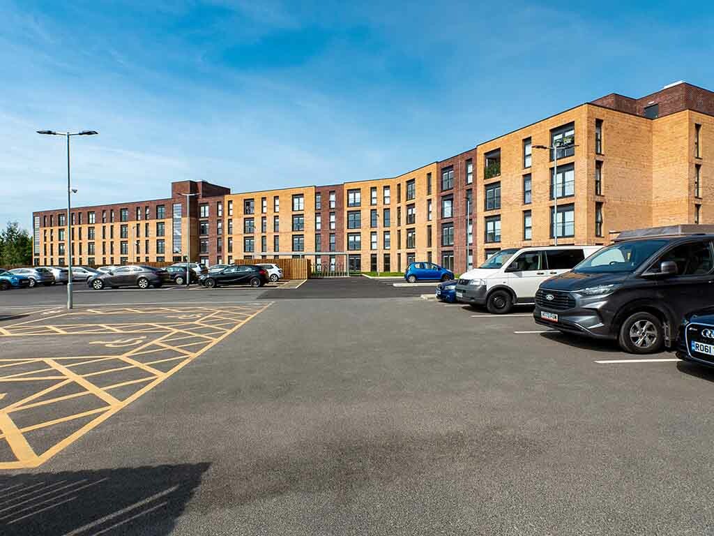 Rent Shortterm and longterm property for rent